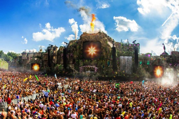 TomorrowWorld 2014 main stage preview 2