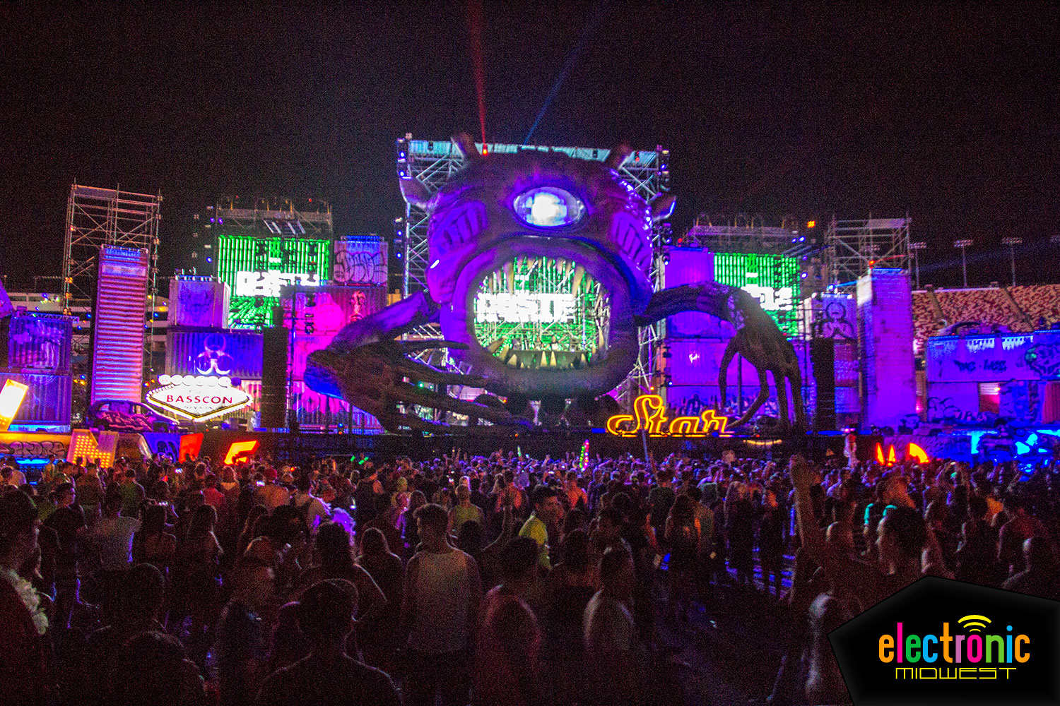 First look: The elaborate stages of EDC Las Vegas 2014 | Electronic Midwest